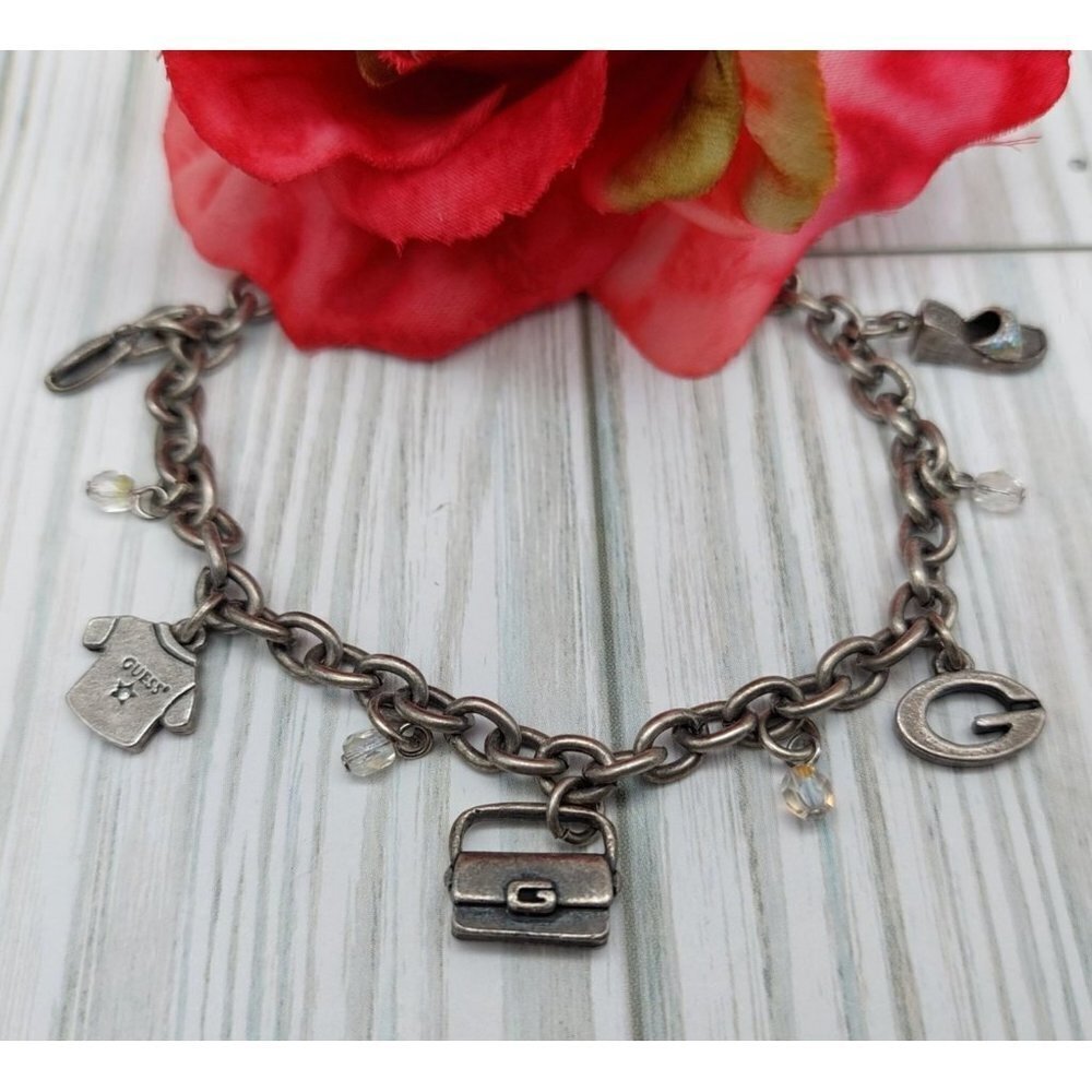 CUTE GUESS Antique Silver Tone Chain Dangle Charm Bracelet Shoe Purse Sunglasses